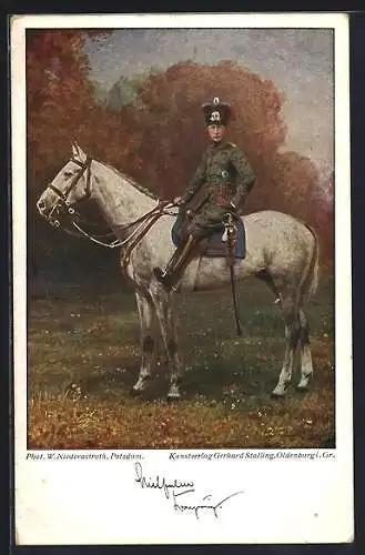 AK Kronprinz Wilhelm von Preussen in Uniform mit Pferd auf einem Pferd sitzend