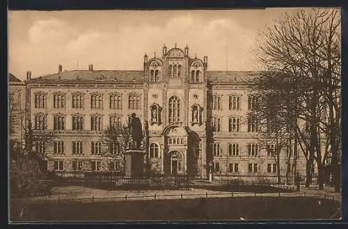 AK Rostock, Universität mit Denkmal