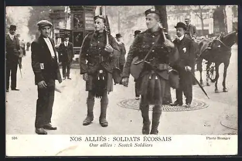 AK Scotch Soldiers, britische Soldaten in Uniform