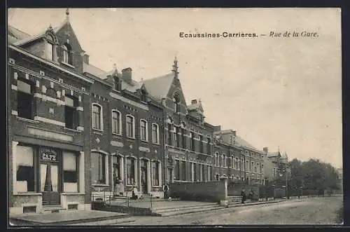 AK Ecaussinnes-Carrières, Rue de la Gare, Strassenpartie