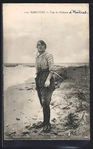 AK Krebsfischerin am Meeresstrand