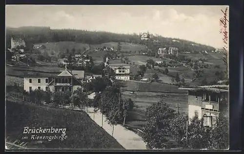 AK Brückenberg, Ortspartie mit Hotel Rübezahl