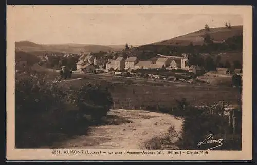 AK Aumont, La gare d`Aumont-Aubrac (alt. 1041 m), Cie du Midi