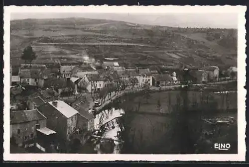 AK Serverette, Vue panoramique du village à 975 m d`altitude