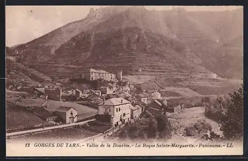 AK La Roque-Sainte-Marguerite, Panorama dans la vallée de la Dourbie, Gorges du Tarn