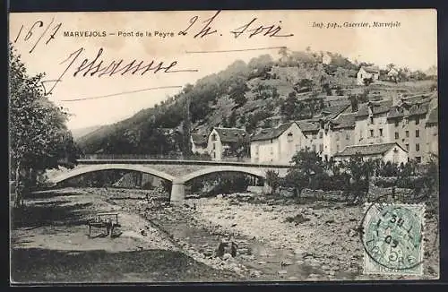 AK Marvejols, Pont de la Peyre et vue sur les collines environnantes