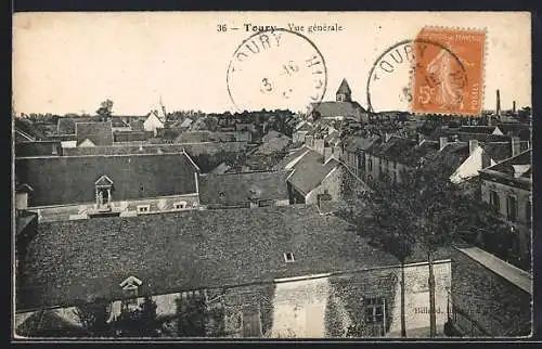 AK Toury, Vue générale du village et des toits anciens