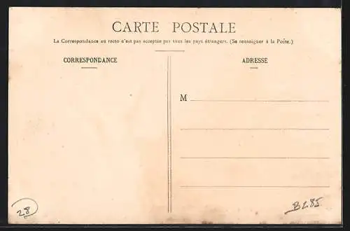 AK Toury, Avenue Louis le Gros, Ancien Fossé du Château