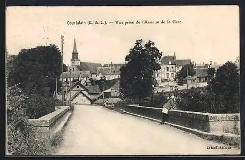 AK Courtalain, Vue prise de l`Avenue de la Gare