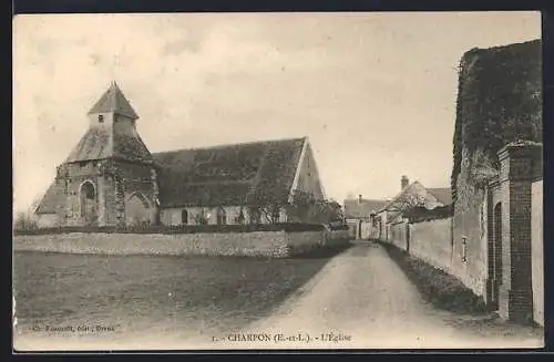 AK Charpon, L`Église et la rue adjacente