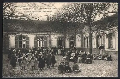 AK Cherisy, École Communale de Filles et Classe Enfantine, La récréation