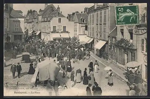 AK Bonneval, La Place animée avec foule et bâtiments historiques