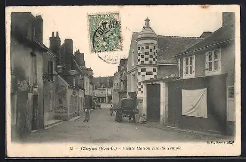 AK Cloyes, Vieille Maison rue du Temple