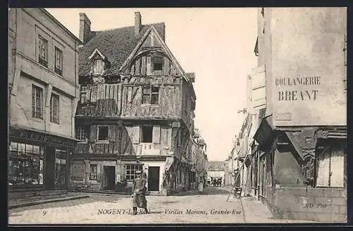 AK Nogent-le-Rotrou, Vieilles maisons, Grande-Rue