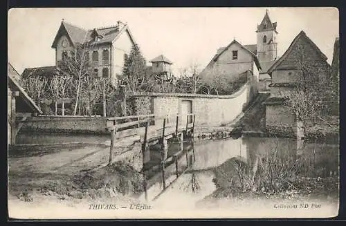 AK Thivars, L`église et le pont sur la rivière