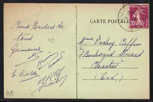 AK Auneau, Rue d`Orléans avec chapellerie et tabacs