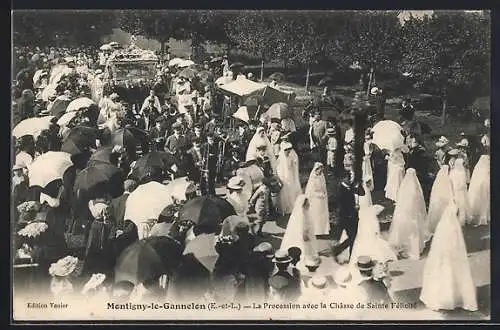 AK Montigny-le-Gannelon, La Procession avec la Châsse de Sainte Félicité