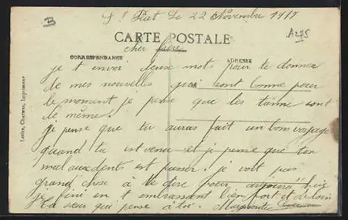 AK Saint-Piat, Route de Maintenon avec maisons anciennes et arbre majestueux