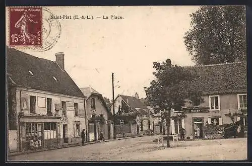 AK Saint-Piat, La Place avec commerces et calèche