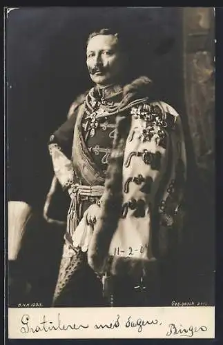 AK Portrait von Kaiser Wilhelm II. in Uniform mit Ordensspange