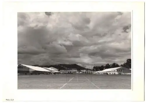 72 Fotografien Ansicht Bern, 62. Eidgenössisches Turnfest 1947, Kassenhäuschen am Bahnhof, Festgelände, Flaggenschmuck