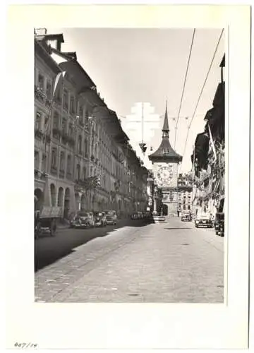 72 Fotografien Ansicht Bern, 62. Eidgenössisches Turnfest 1947, Kassenhäuschen am Bahnhof, Festgelände, Flaggenschmuck