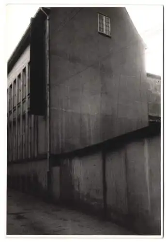 Fotografie Ansicht Rendsburg, Kleidungs- und Sportgeschäft Hans Jürgensen, Strassenpartie, Schaufenster
