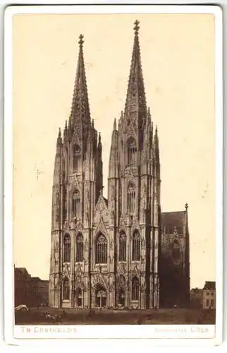 Fotografie Th. Creifeld's, Cöln, Ansicht Köln, Dom-Türme vollendet