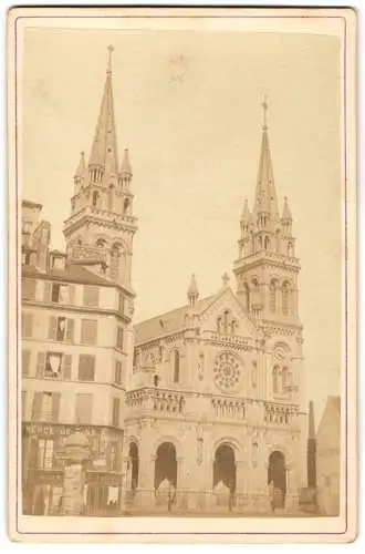 Fotografie Debitte & Herve, Paris, Ansicht Paris, Eglise St. Ambroise, Litfasssäule