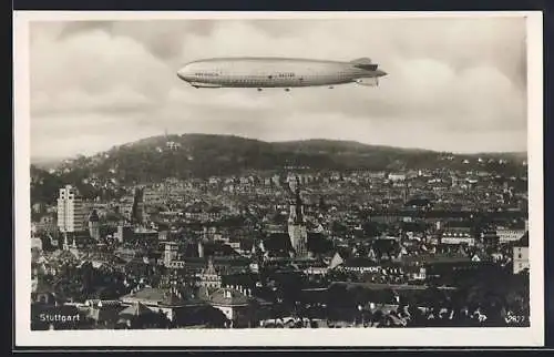 AK Stuttgart, Zeppelin über der Stadt