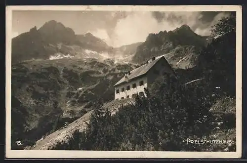 AK Prielschutzhaus, Berghütte mit Umgebung im Sonnenschein