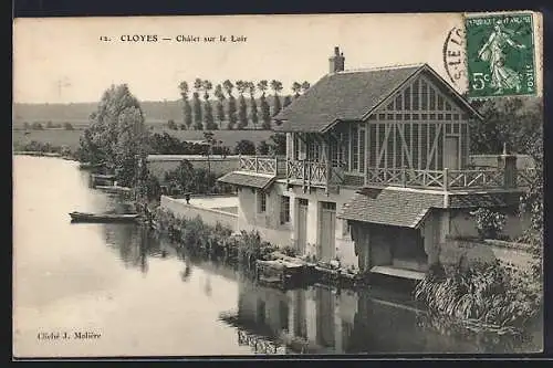 AK Cloyes, Chalet pittoresque sur le Loir et vue du paysage environnant