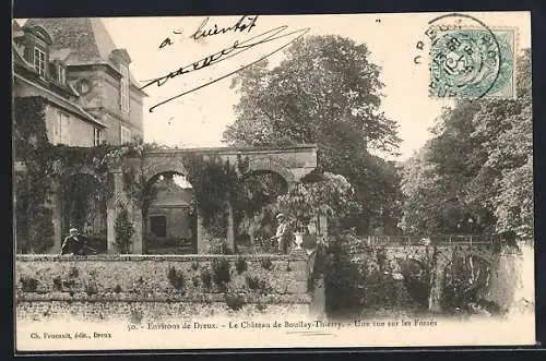 AK Dreux, Le Château de Boullay-Thierry, vue sur les fossés