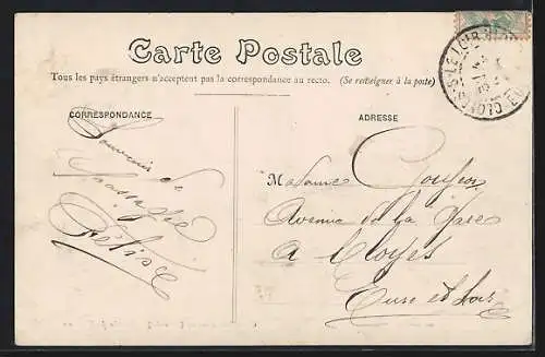 AK Charbonnières, Entrée du Château