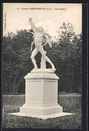 AK Abondant, Statue du Chasseur au Château d`Abondant