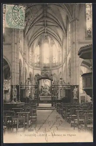 AK Nogent-le-Roi, Intérieur de l`Église