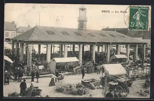 AK Brou, Les Halles animées avec marché et foule