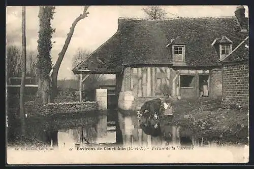 AK Courtalain, Ferme de la Varenne avec vache près de l`eau