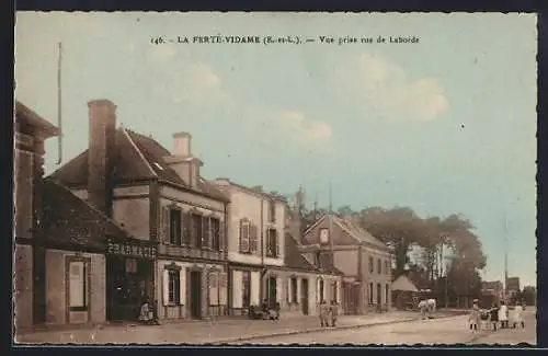 AK La Ferté-Vidame, Vue prise rue de Laborde