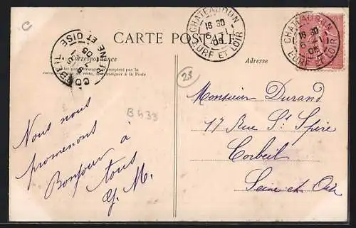 AK Marboué, La Place animée avec habitants et bâtiments historiques