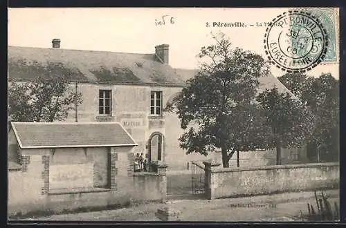 AK Péronville, La Mairie et l`entrée principale avec des arbres adjacents