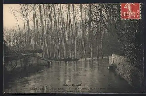 AK Coulombs, Vue sur l`Eure prise du pont du bassin en crue de janvier 1910