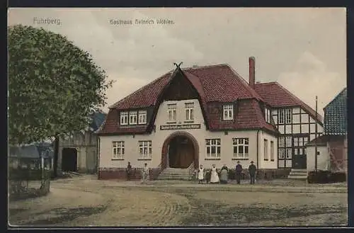 AK Fuhrberg, Gasthaus von Heinrich Wöhler mit Strassenpartie