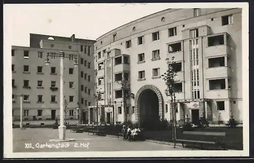 AK Wien, Gartenstadt, 2. Hof mit Anlagen