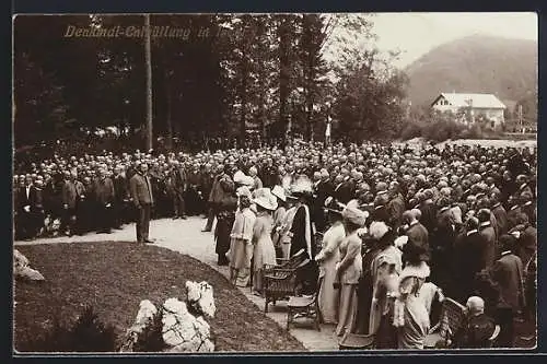 AK Ischl, Denkmal-Enthüllung, Zuschauer auf dem Platz