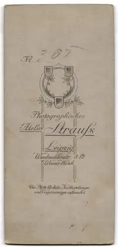 Fotografie Atelier Strauss, Leipzig, Windmühlenstrasse 8-12, Hochzeitspaar kurz nach der Trauung beim Fotograf