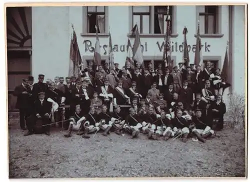 Fotografie unbekannter Fotograf, Ansicht Langenthal /BE, 28. Zentralfest der Helvetia Langenthal 1911, Gasthaus Wildpark