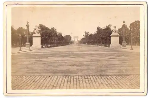 Fotografie unbekannter Fotograf, Ansicht Paris, Avenue des Champs-Elysees