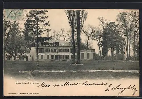 AK Sévran, La Mairie entourée d`arbres