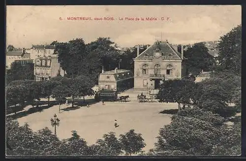 AK Montreuil-sous-Bois, La Place de la Mairie